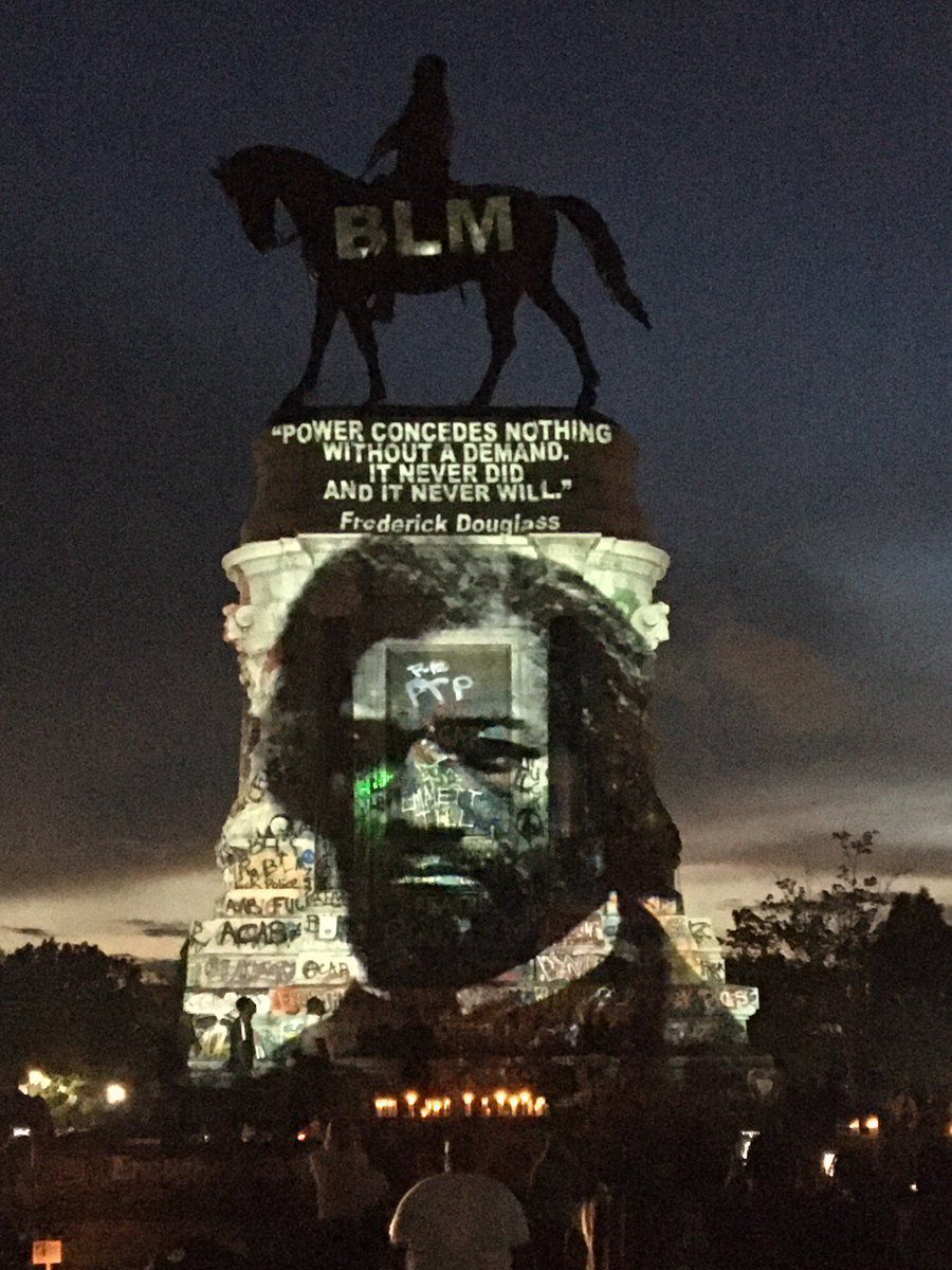 LEE STATUE